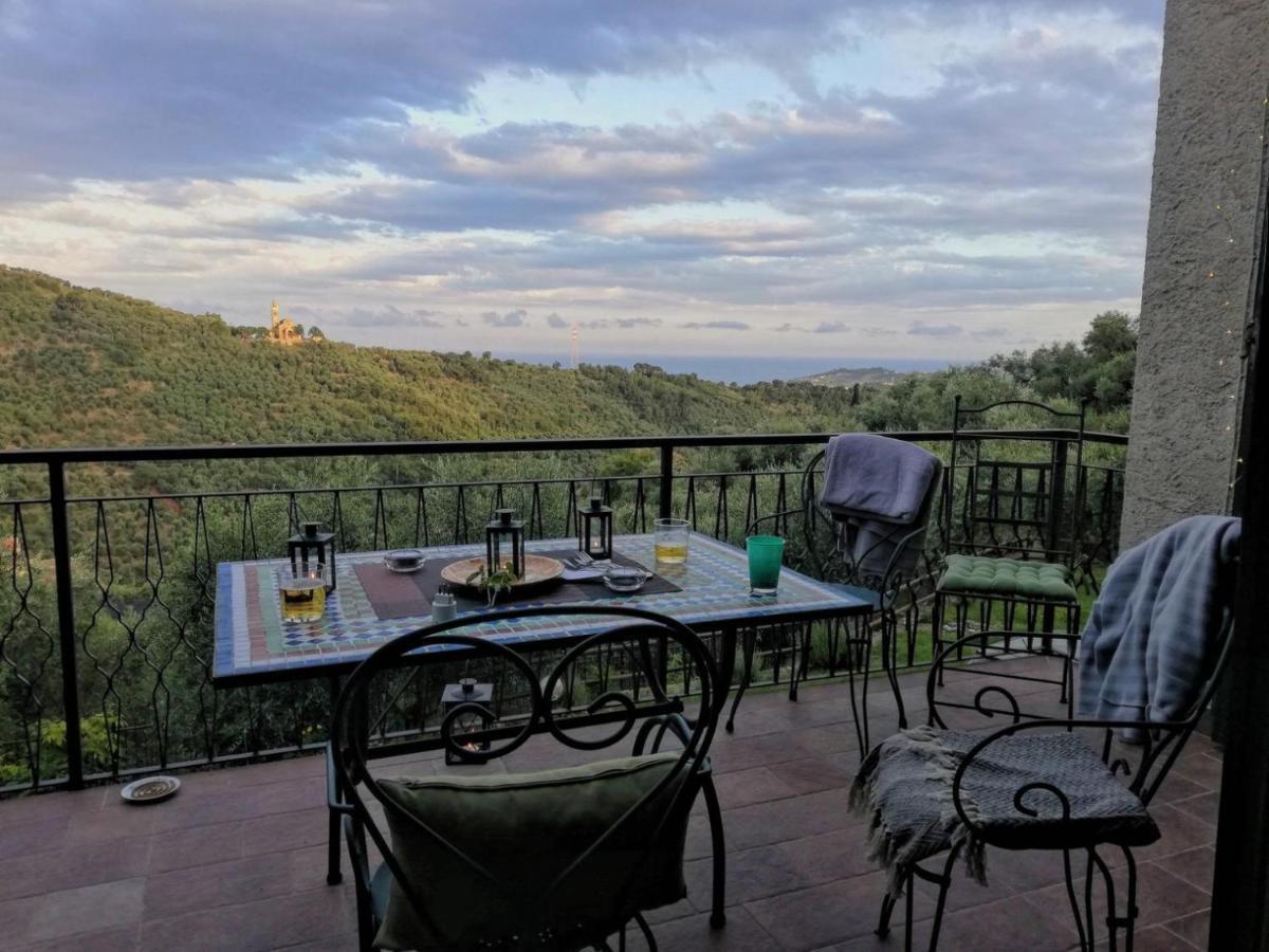 Apartament Le Casasse Imperia Zewnętrze zdjęcie