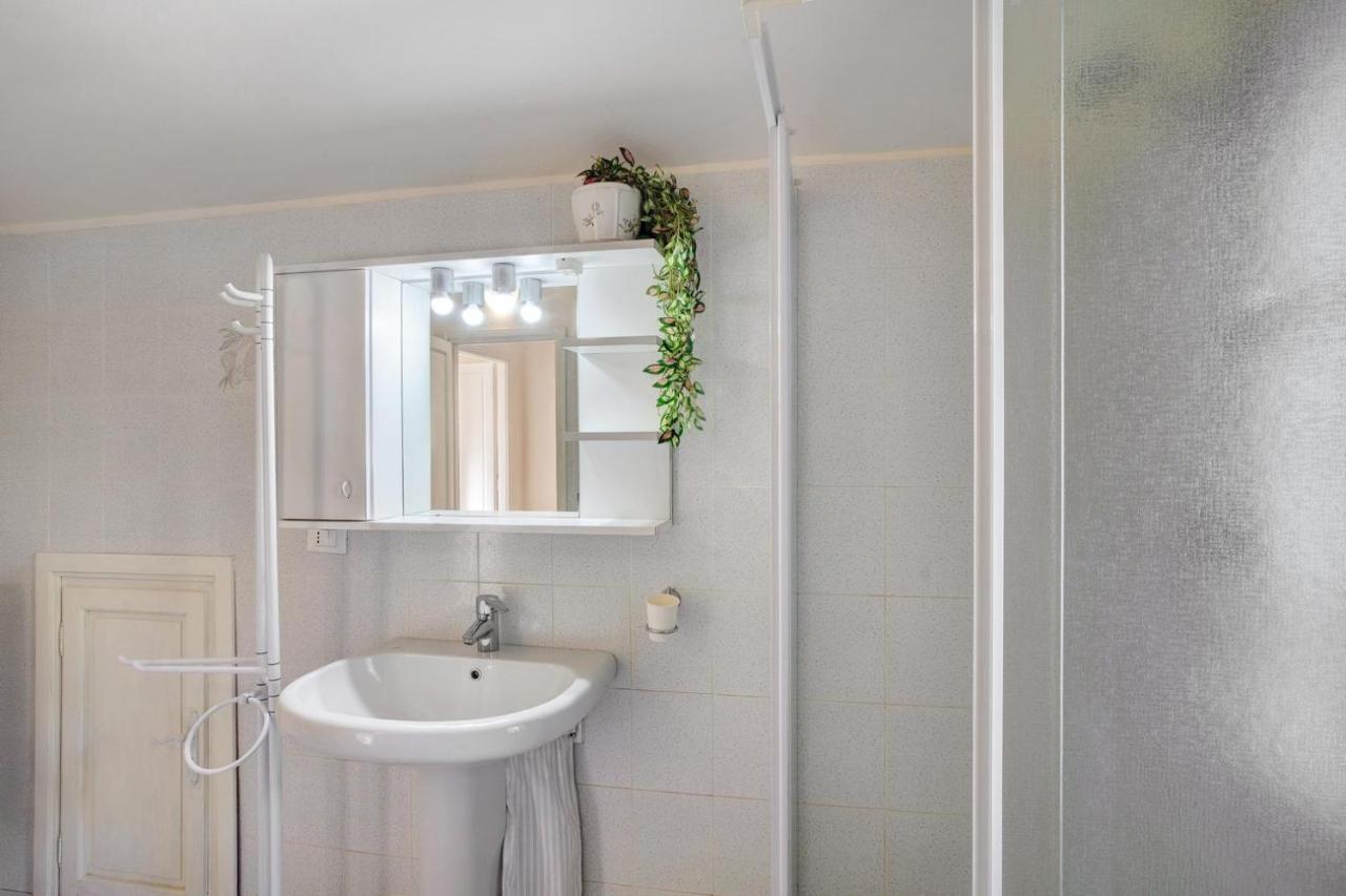 Apartament Le Casasse Imperia Zewnętrze zdjęcie