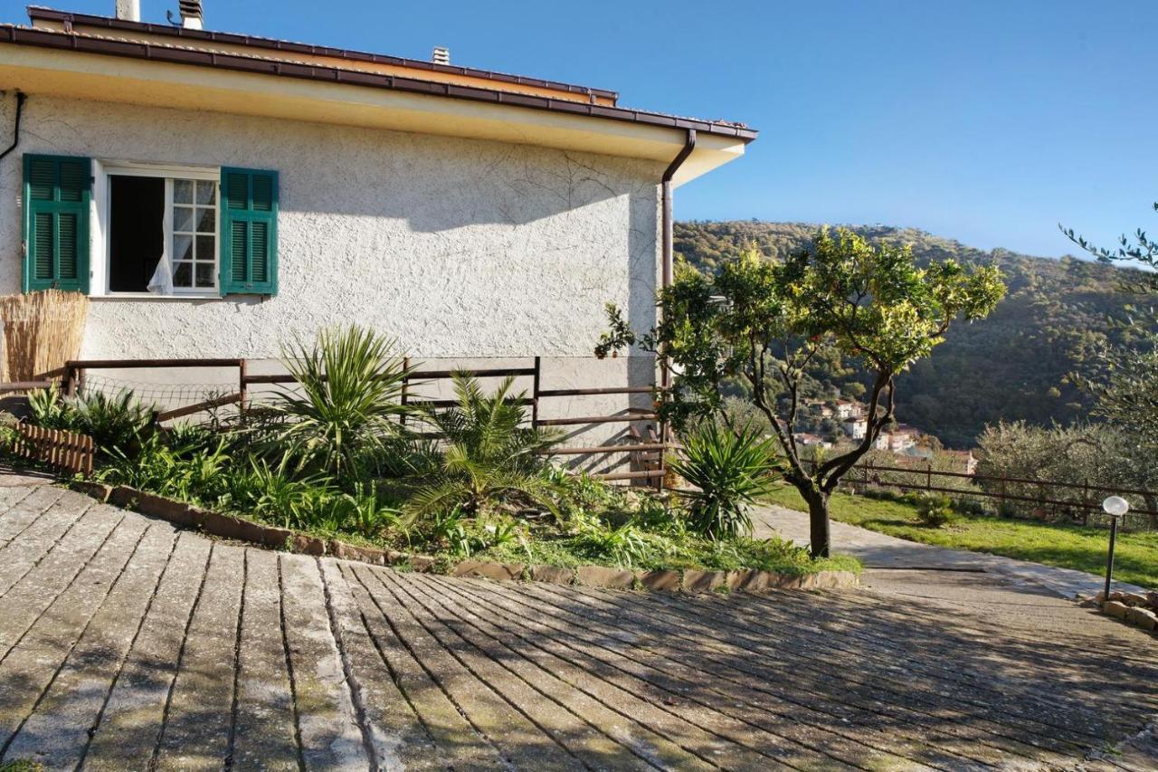 Apartament Le Casasse Imperia Zewnętrze zdjęcie