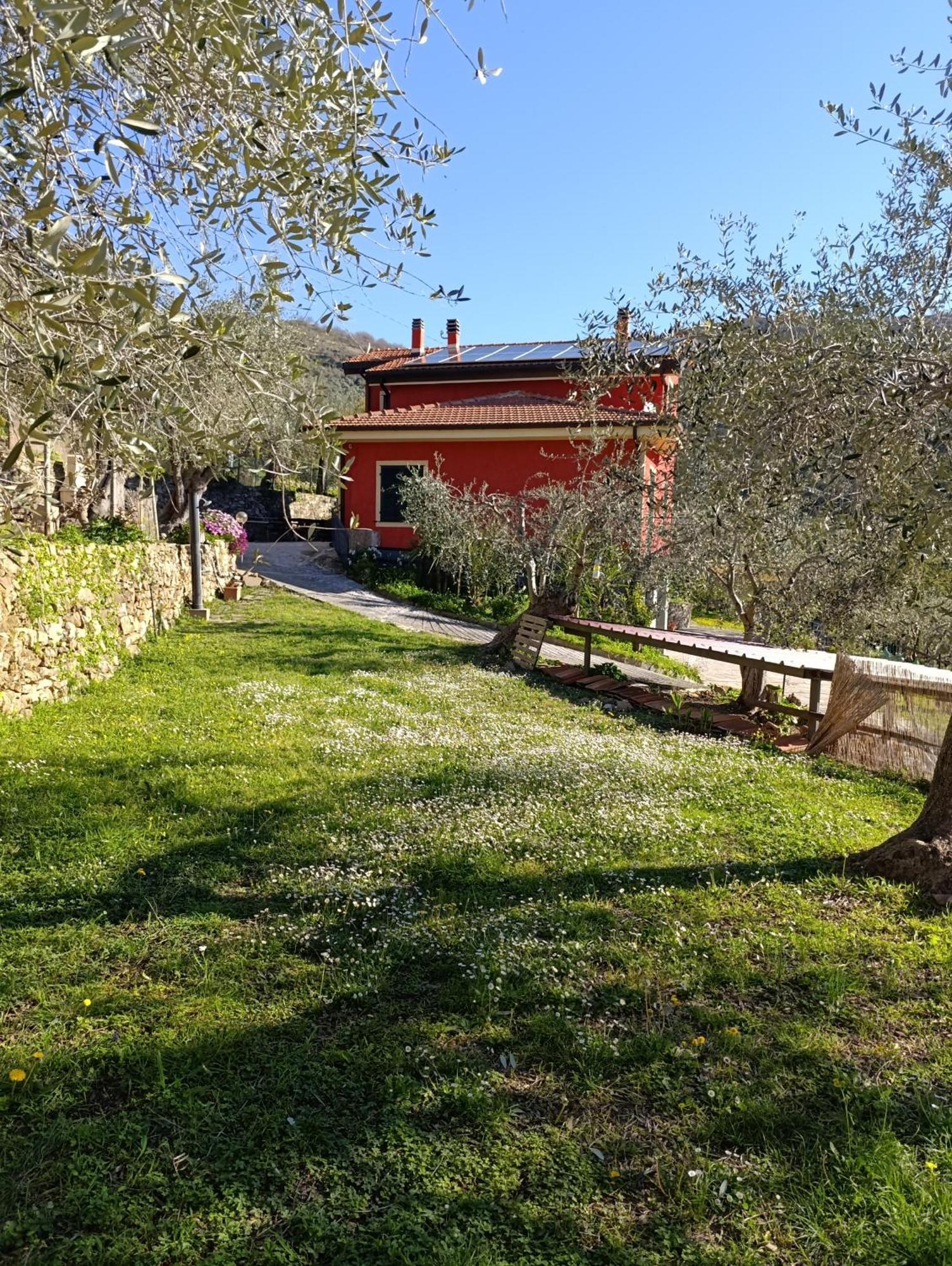 Apartament Le Casasse Imperia Zewnętrze zdjęcie
